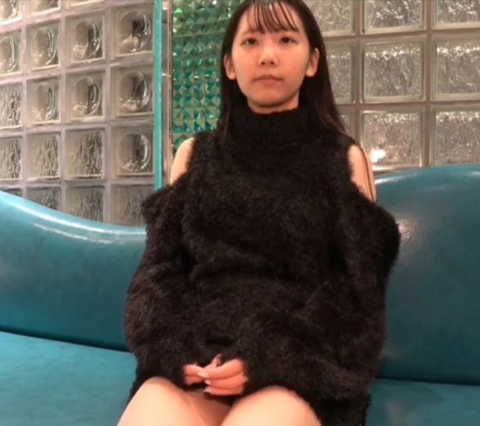 HUSR-272 熟女の同窓会は不倫の温床 数十年ぶりの再会に胸と下半身を昂らせる熟女たち